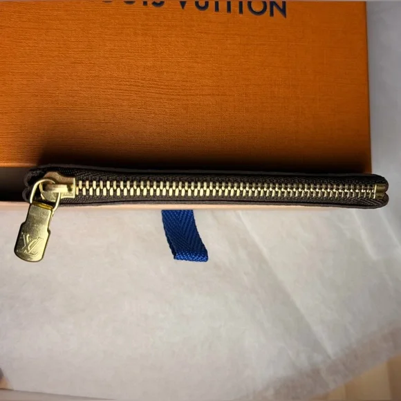 Louis Vuitton Monogram Key Pouch - Picture 6 of 16